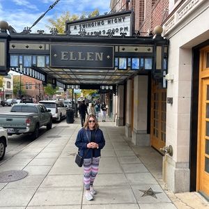 Meet your Posher, Ellen